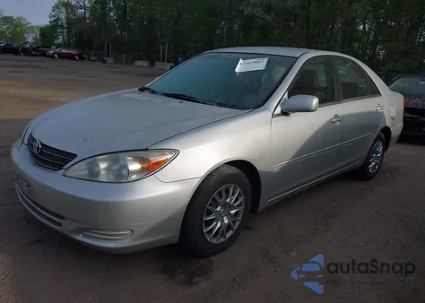 2002 Toyota Camry Le from USA, damaged, VIN 4T1BE32K82U104088